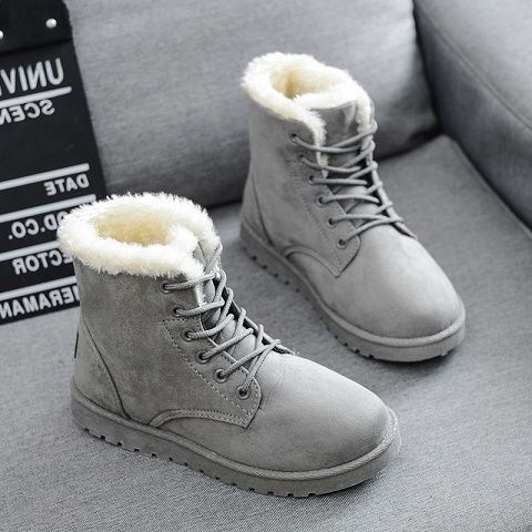 Women's Lace-Up Heeled Studded Chunky Chelsea Boots