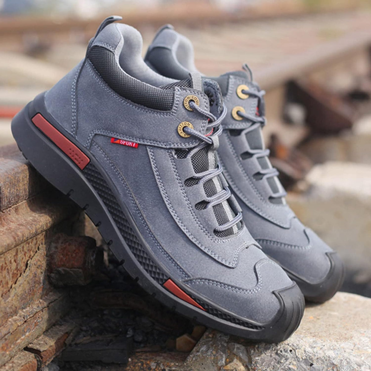 Men’s Lace-Up Safety Shoes – Reinforced Work Footwear with Cushioned Collar and Rugged Grip Sole