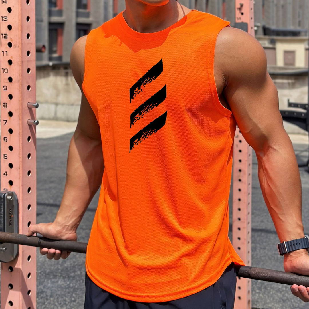 Men’s Performance Sleeveless Sports Top – Lightweight Crew-Neck Training Tank with Graphic Front Detail