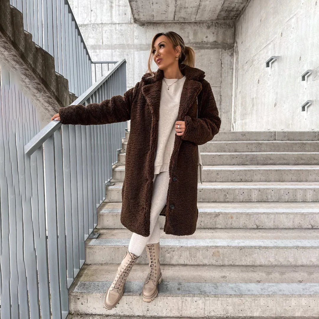Women’s Teddy Coat – Plush Longline Button-Up Layer for Cosy Winter Styling