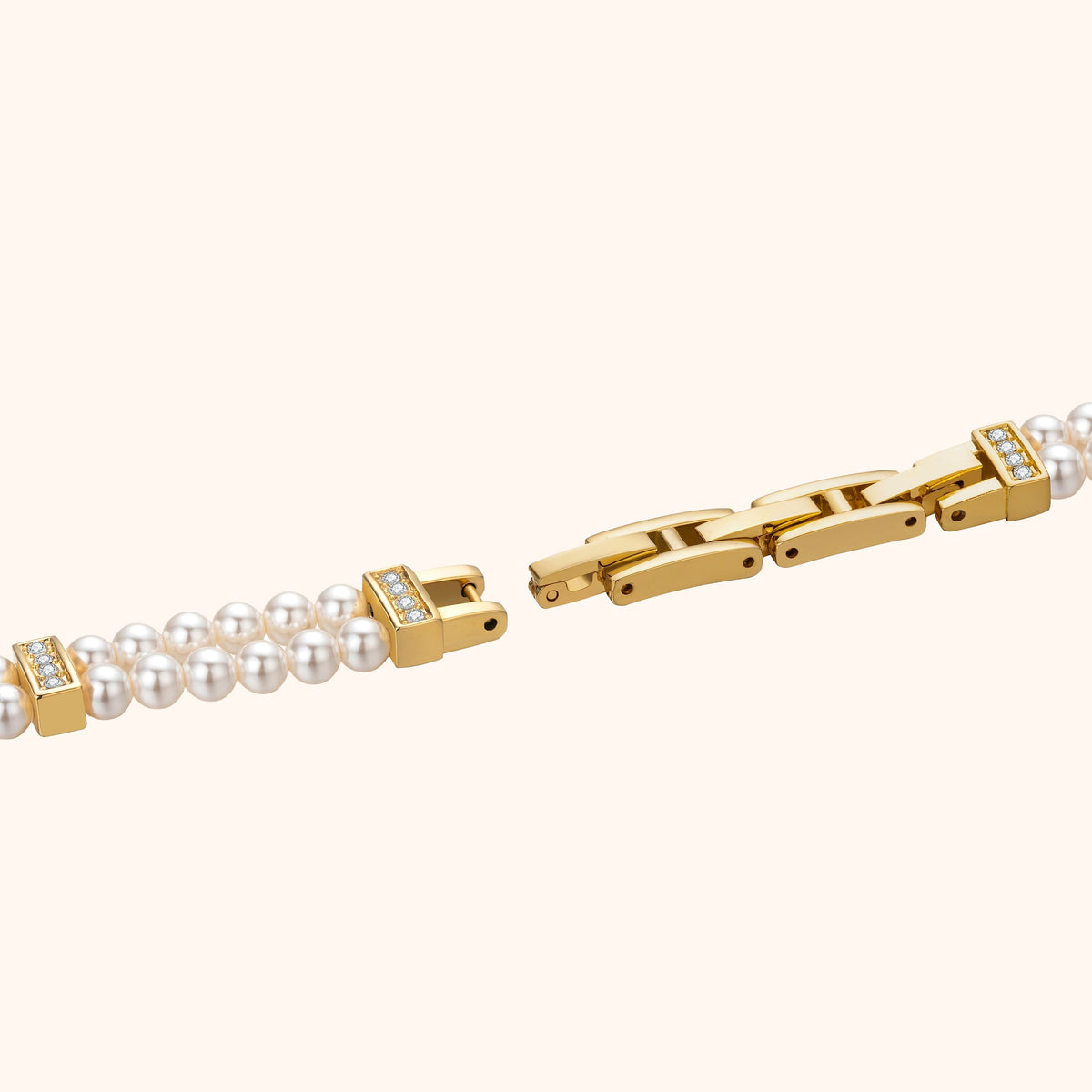 Women’s Natural Pearl Quartz Watch – Gold-Tone Round Dial with Double-Strand Pearl Bracelet for Elegant Occasion Wear