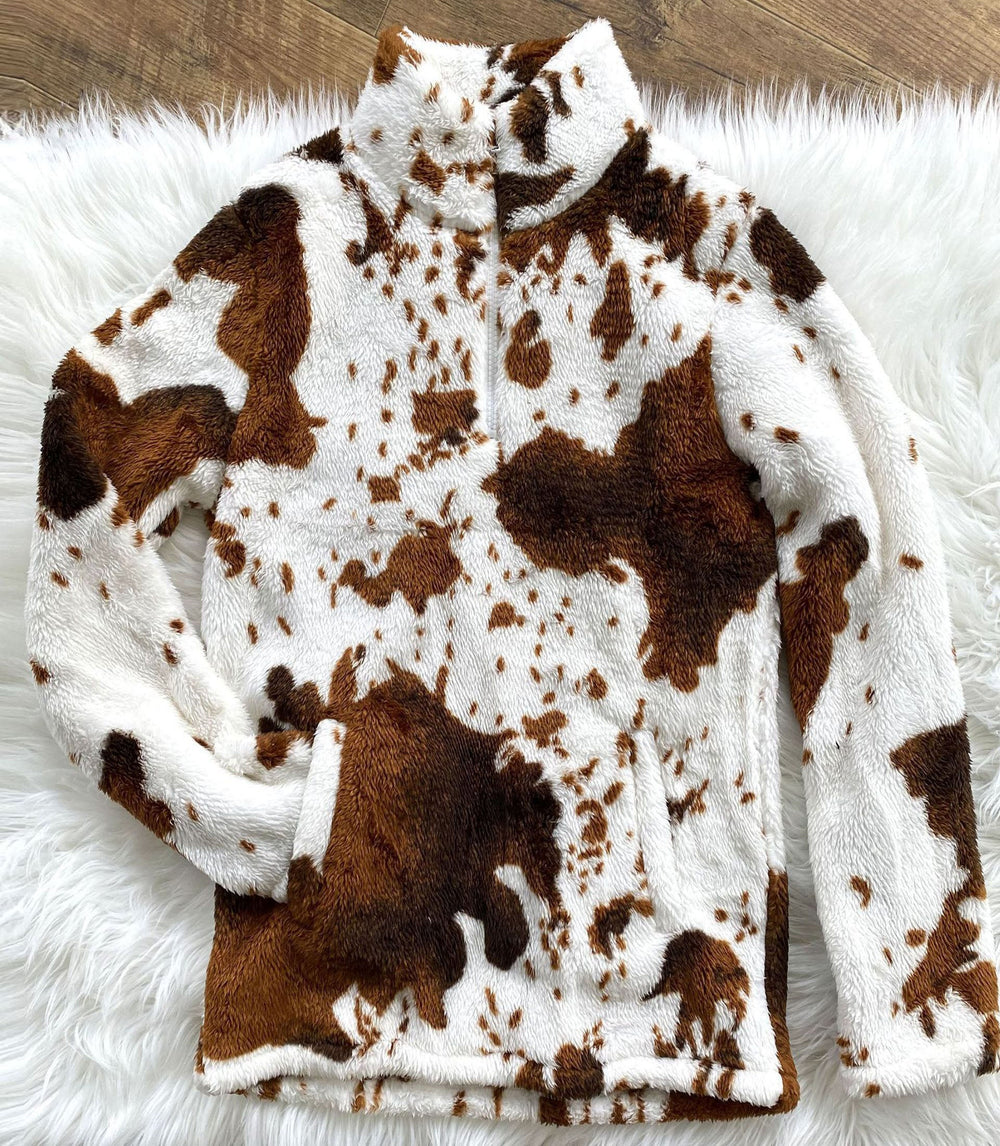 Women’s Cow-Print Sherpa Quarter-Zip Sweatshirt – Cosy Fleece Pullover for Cooler Days