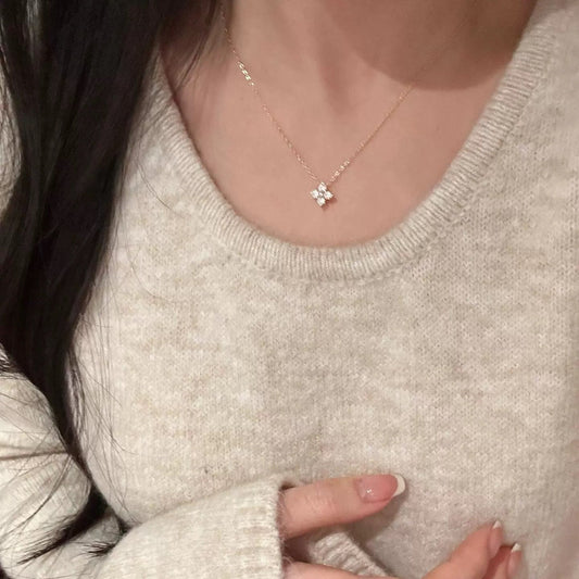 Women’s Crystal Flower Pendant Necklace – Gold-Plated Sterling Silver Chain with Zirconia Charm for Everyday and Occasion Wear