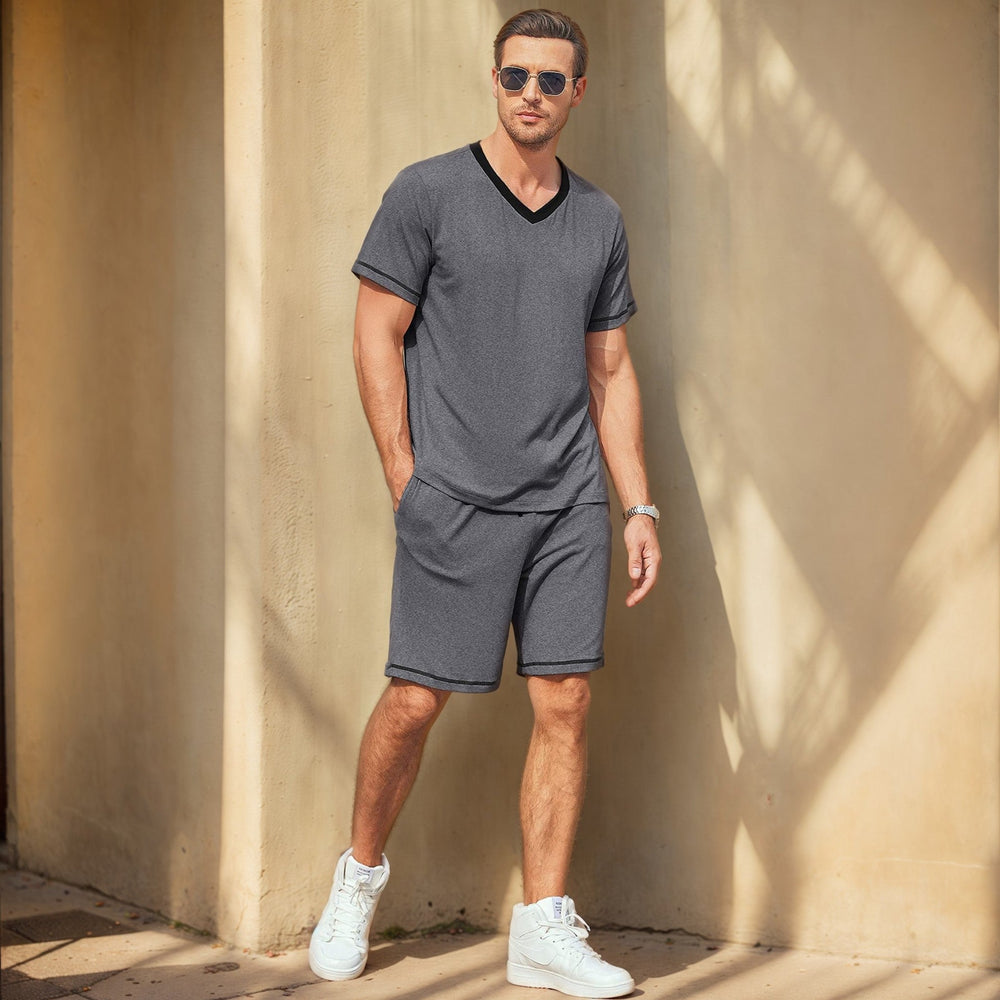 Men’s V-Neck Two-Piece Sports Set – Relaxed Short-Sleeve Top with Matching Training Shorts