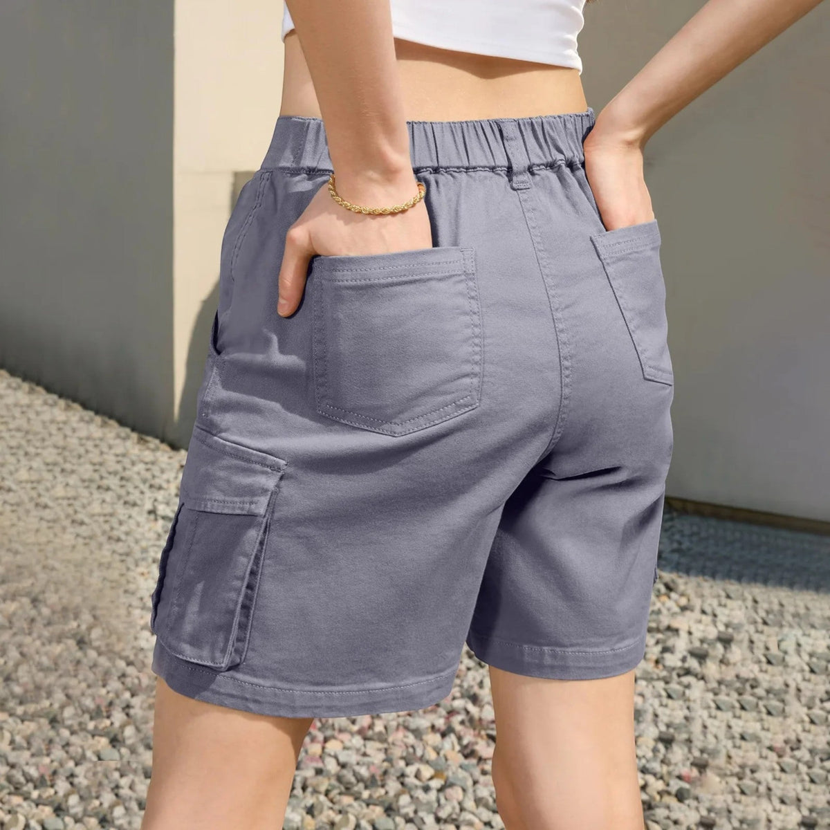 Women’s Cargo Shorts with Utility Pockets – Relaxed Summer Style for Casual and Outdoor Wear