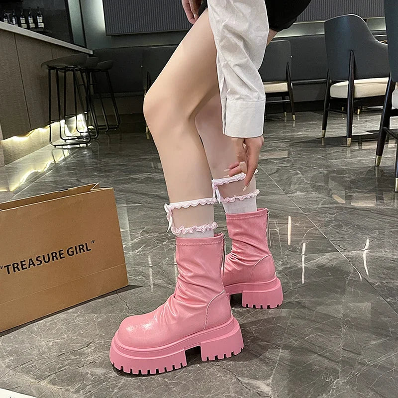 Women’s Chunky Platform Ankle Boots – Ruched Winter Boots with Lug Sole and Rear Zip