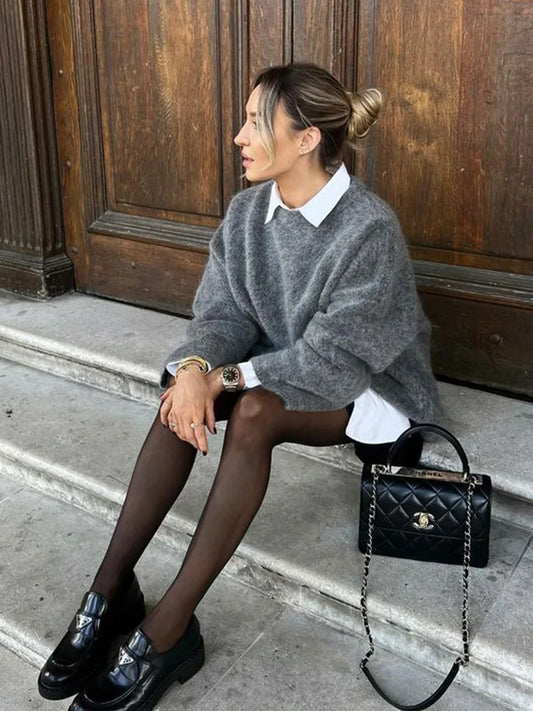 Women’s Fluffy Crew-Neck Knit Sweater – Soft Relaxed Pullover for Cozy Everyday Layering