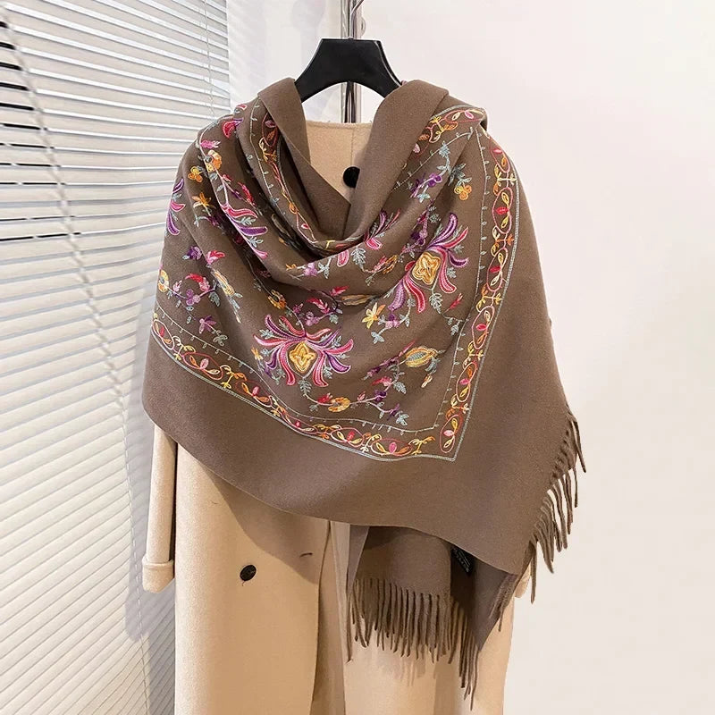 Women’s Soft Printed Winter Scarf – Oversized Fringed Wrap for Elegant Cold-Weather Layering