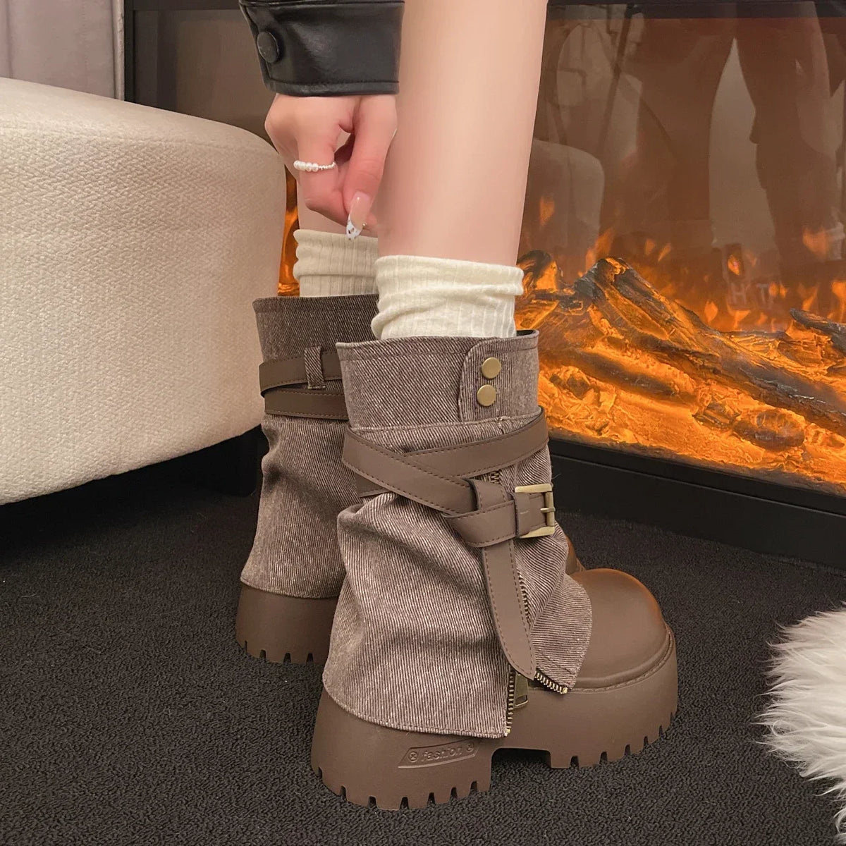 Women’s Leather-Look Buckle-Strap Platform Ankle Boots – Side-Zip Chunky-Sole Winter Combat Boots