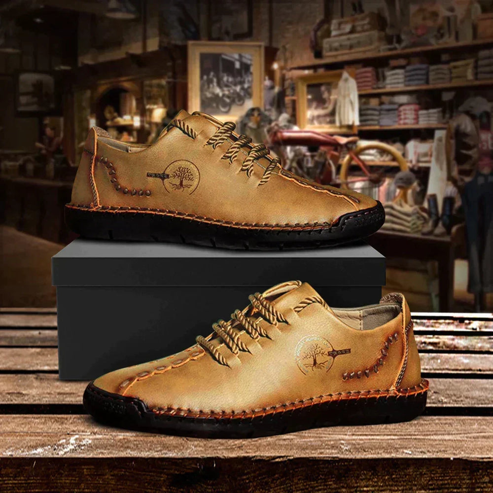Men’s Vintage Leather Casual Shoes – Hand-Stitched Lace-Up Design with Flexible Low-Profile Sole