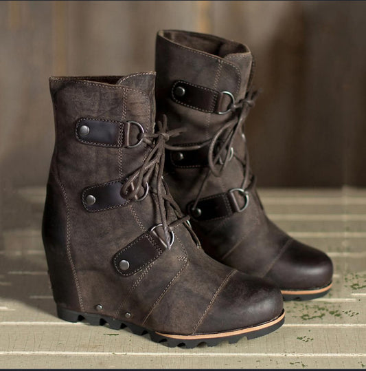 Women's Lace-Up Heeled Chunky Chelsea Boots