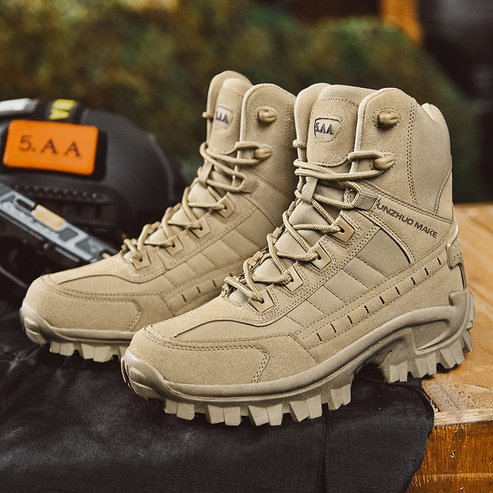 Men’s Tactical Combat Boots – High-Top Lace-Up Design with Rugged Lug Sole and Reinforced Panels