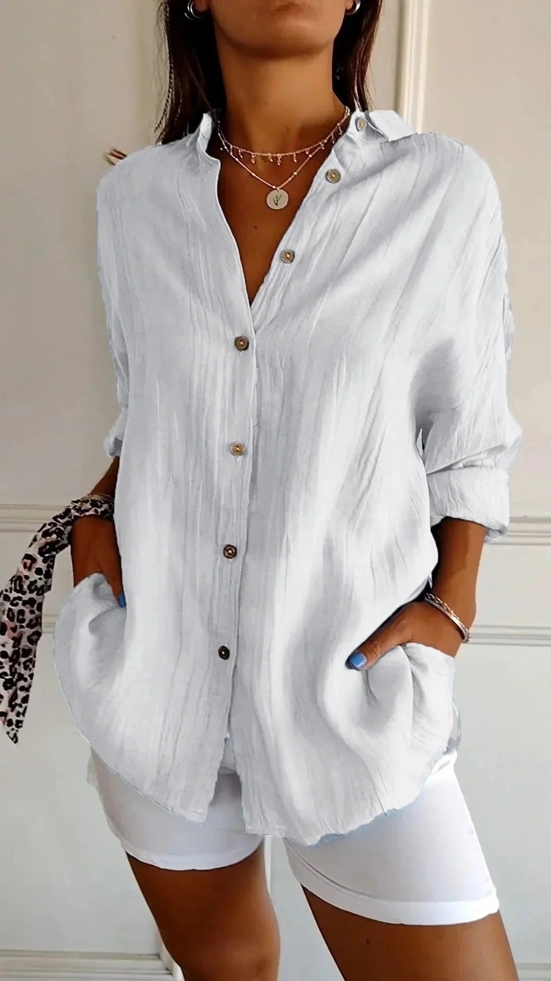 Women’s Crinkle Button-Up Shirt – Relaxed Roll-Sleeve Style for Summer and Travel