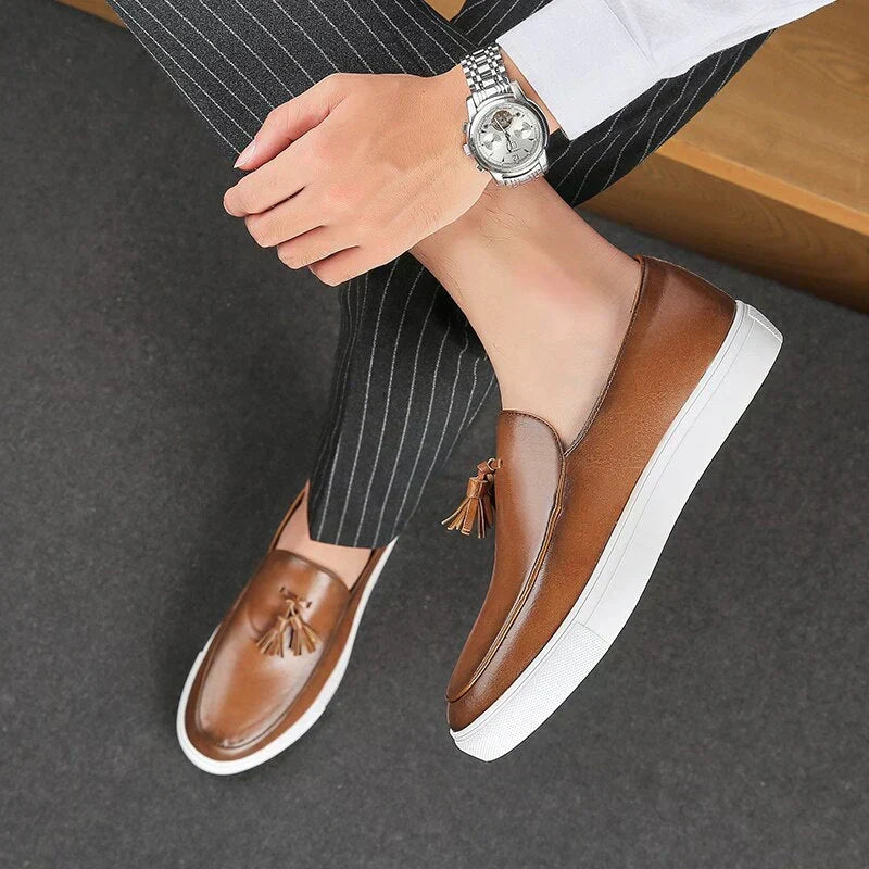 Men’s Tassel Loafers with Sneaker Sole – Comfortable Slip-On Shoes for Smart Casual and Business Wear