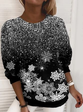 Women’s Snowflake Christmas Sweatshirt – Relaxed Crew-Neck Pullover for Festive Winter Wear