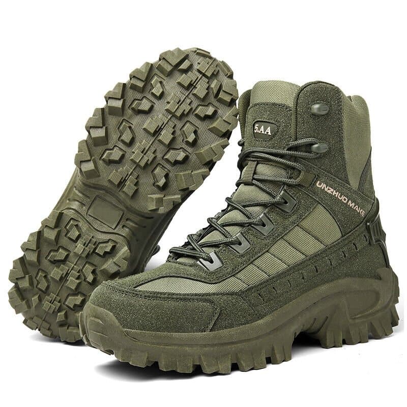 Men’s Tactical Hiking Boots – Reinforced Mid-Top Design with Rugged Lug Sole and Secure Lacing