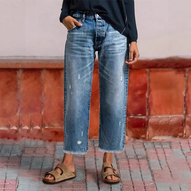 Women’s High-Waist Jeans – Straight-Leg Cropped Jeans in Faded Wash