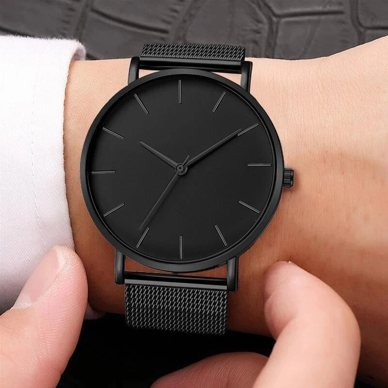Men’s Minimalist Quartz Mesh Bracelet Watch – Sleek Everyday Timepiece for Smart Casual Wear