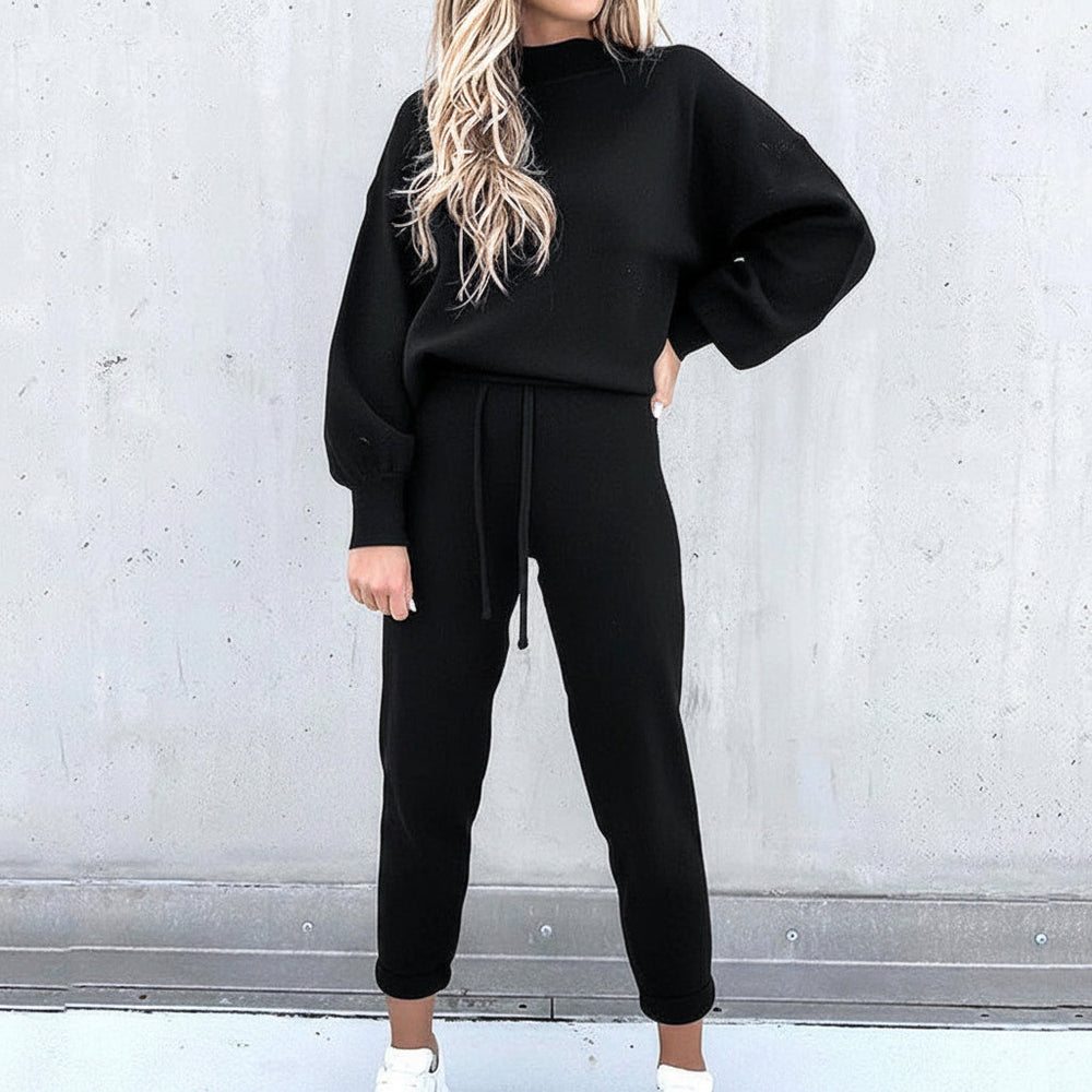 Women’s Mock-Neck Sweatshirt and Jogger Set – Relaxed Loungewear for Cooler Days