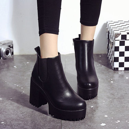 Women's Chunky Chelsea Boots - Platform Lug Sole Pull-On Ankle Boot - original product image 1