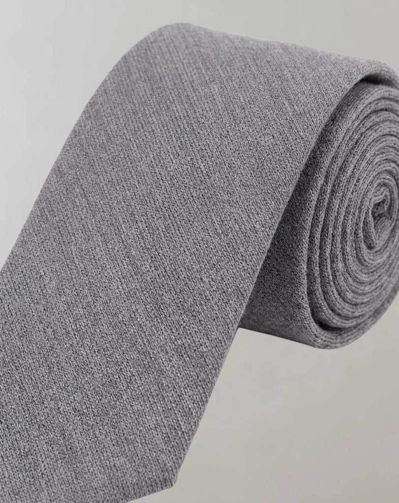 Men’s Classic Tie – Refined Formal Accessory for Business and Occasion Wear