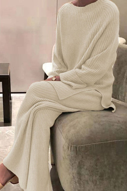 Women’s Knitted Two-Piece Set – Round-Neck Jumper with Wide-Leg Trousers