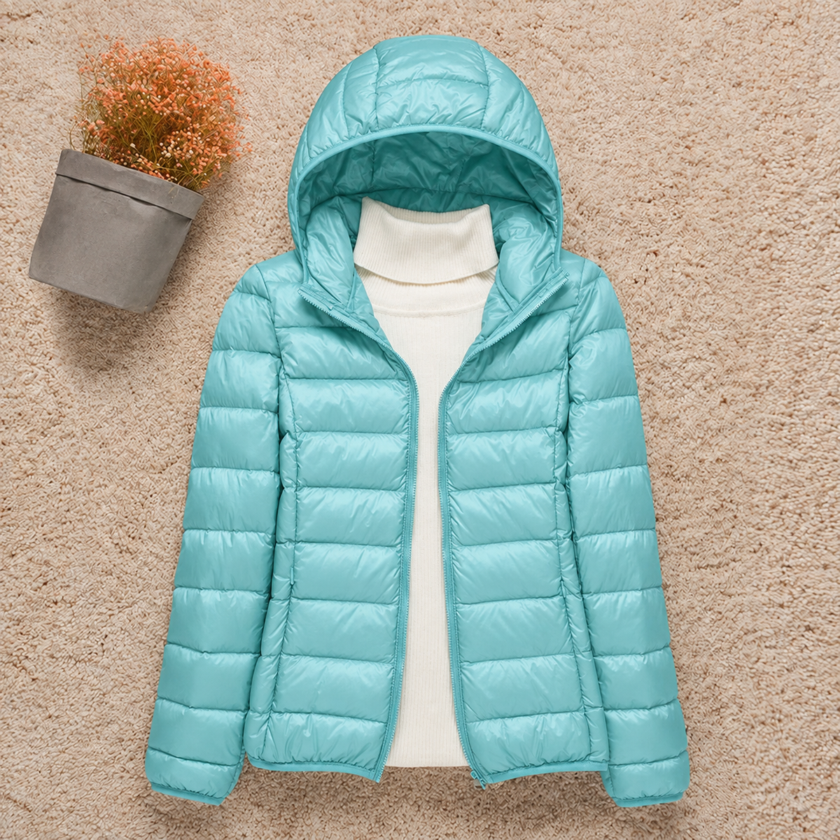 Men’s Lightweight Down Jacket – Packable Hooded Puffer with Zip Pockets