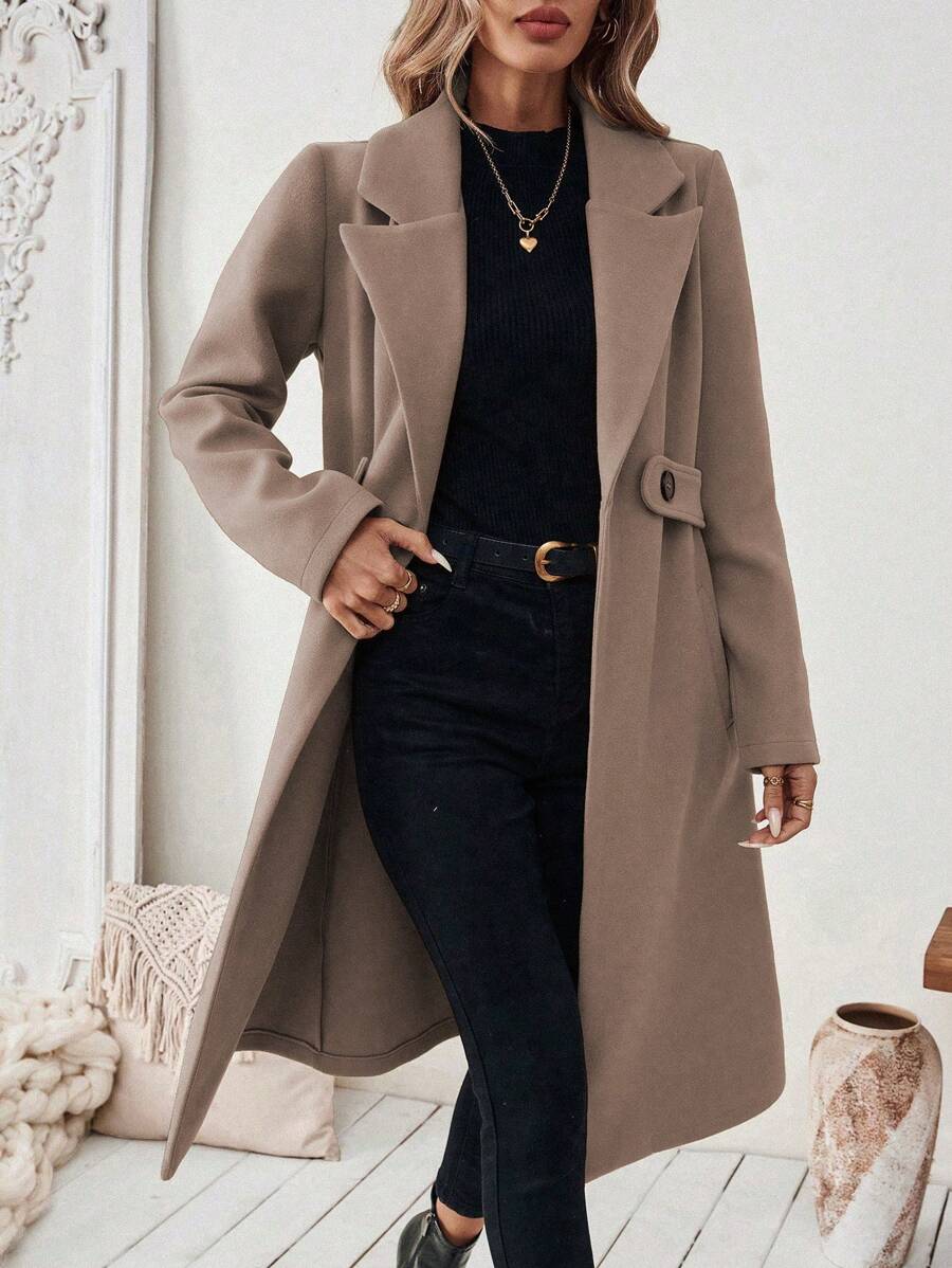 Women’s Classic Coat – Notch Lapel with Flap Pockets