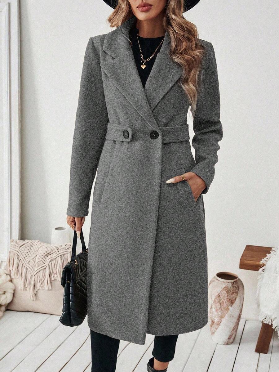 Women’s Classic Coat – Notch Lapel with Flap Pockets