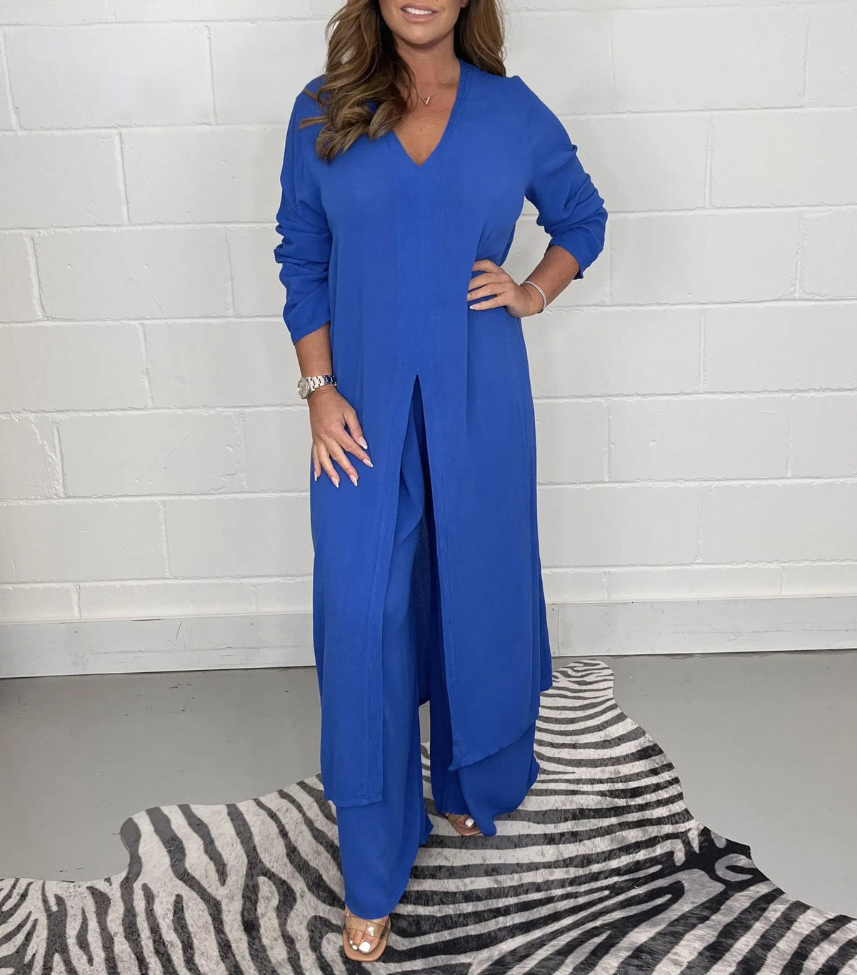 Women’s Longline V-Neck Trouser Set – Split-Hem Tunic Top with Relaxed Wide-Leg Trousers for Smart Casual Wear