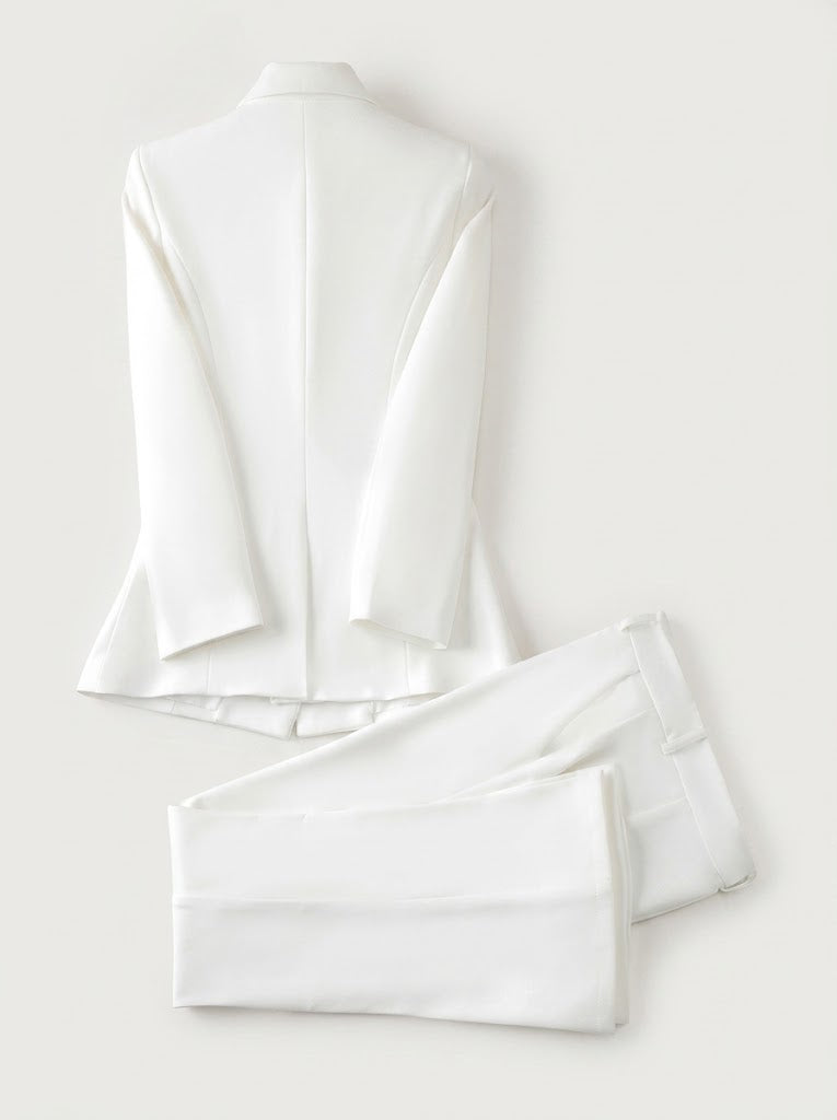 Women’s Double-Breasted Blazer and Trouser Set – Tailored Formal Outfit for Work and Events