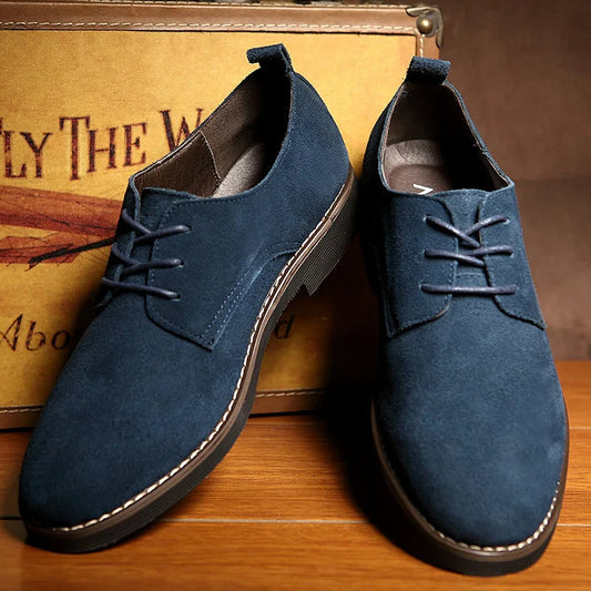 Men’s Suede Derby Shoes – Classic Lace-Up Design with Plain Toe and Contrast Welt Stitching