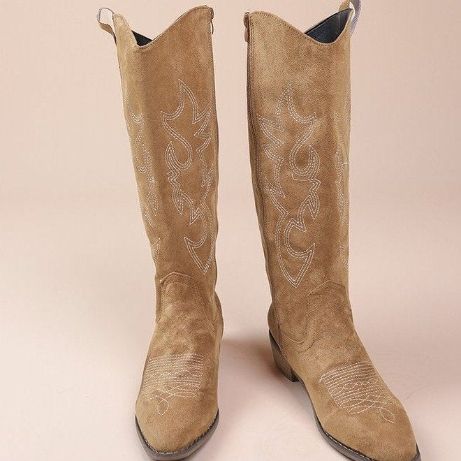 Women's Heeled Embroidered Chunky Chelsea Boots