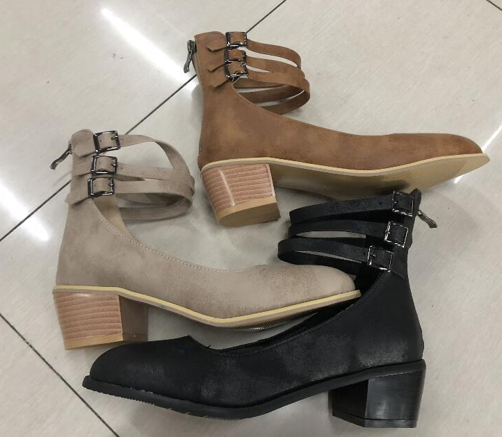 Women's Buckle Chunky Chelsea Boots