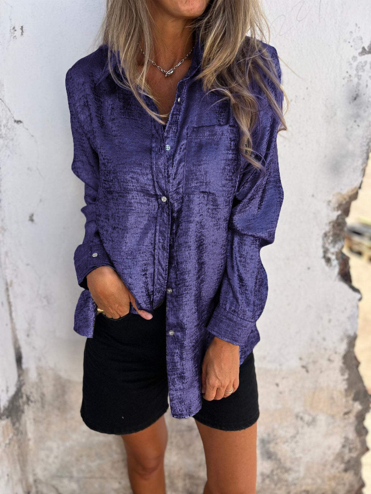 Women’s Metallic Button-Up Shirt – Relaxed Statement Layer for Day-to-Night Wear