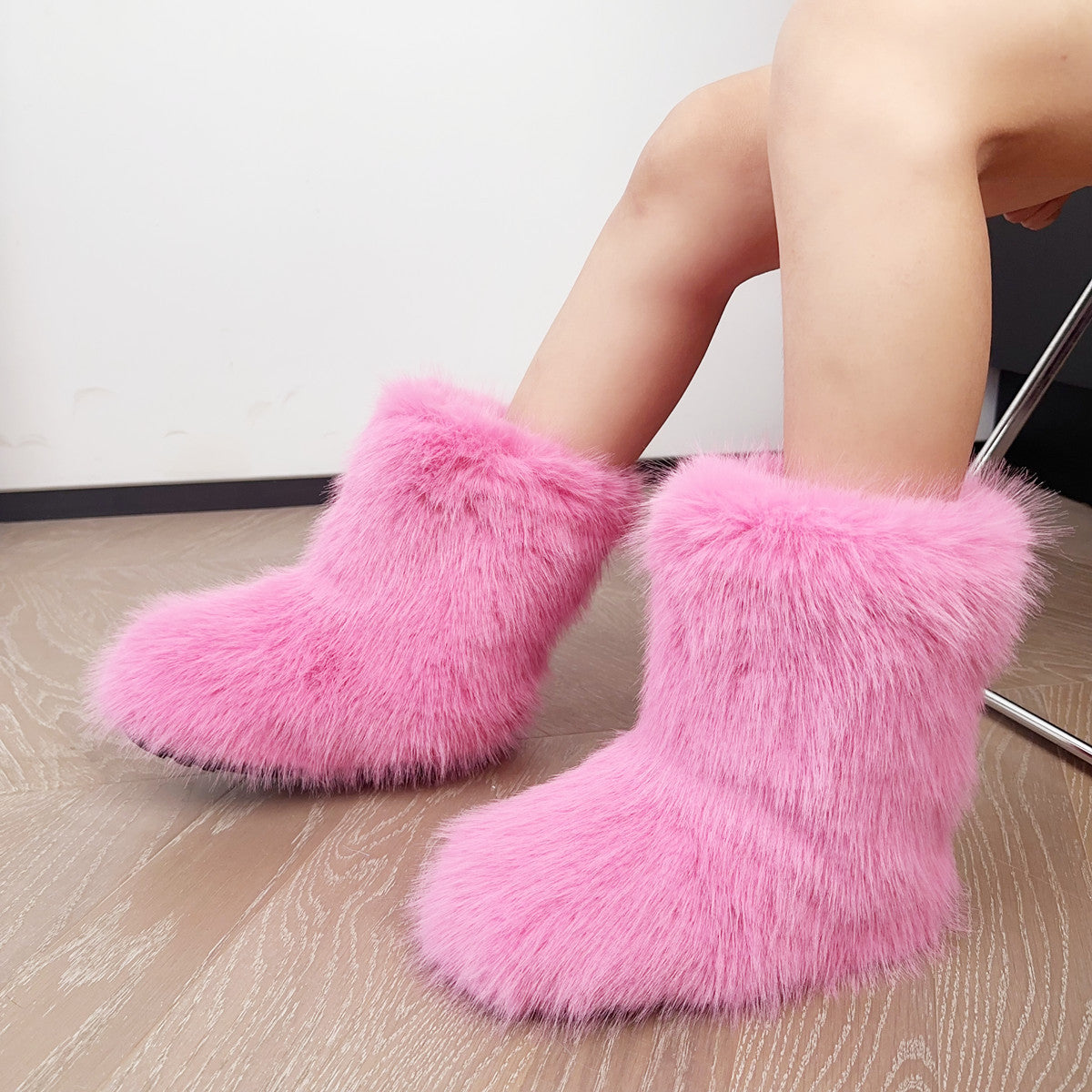 Women's Faux Fur Lined Snow Boots - Black