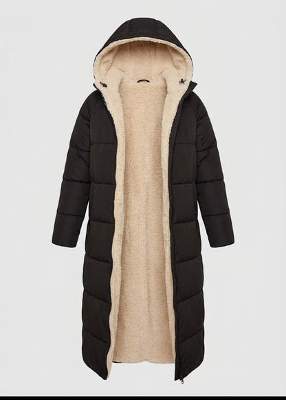 Women’s Sherpa-Lined Long Puffer Coat – Hooded Winter Layer for Cosy Coverage