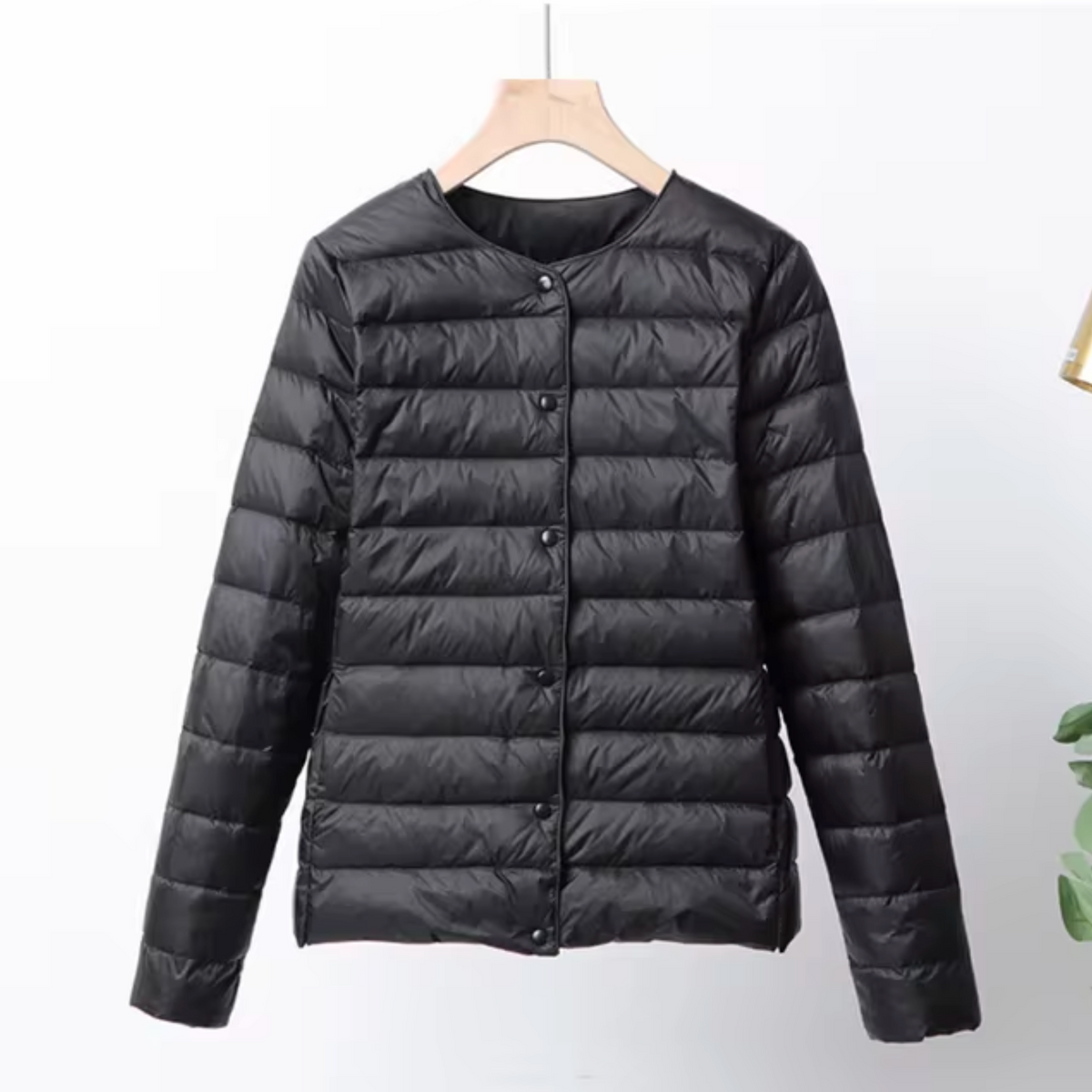 Women’s Lightweight Quilted Down Jacket – Collarless Layer for Transitional Weather