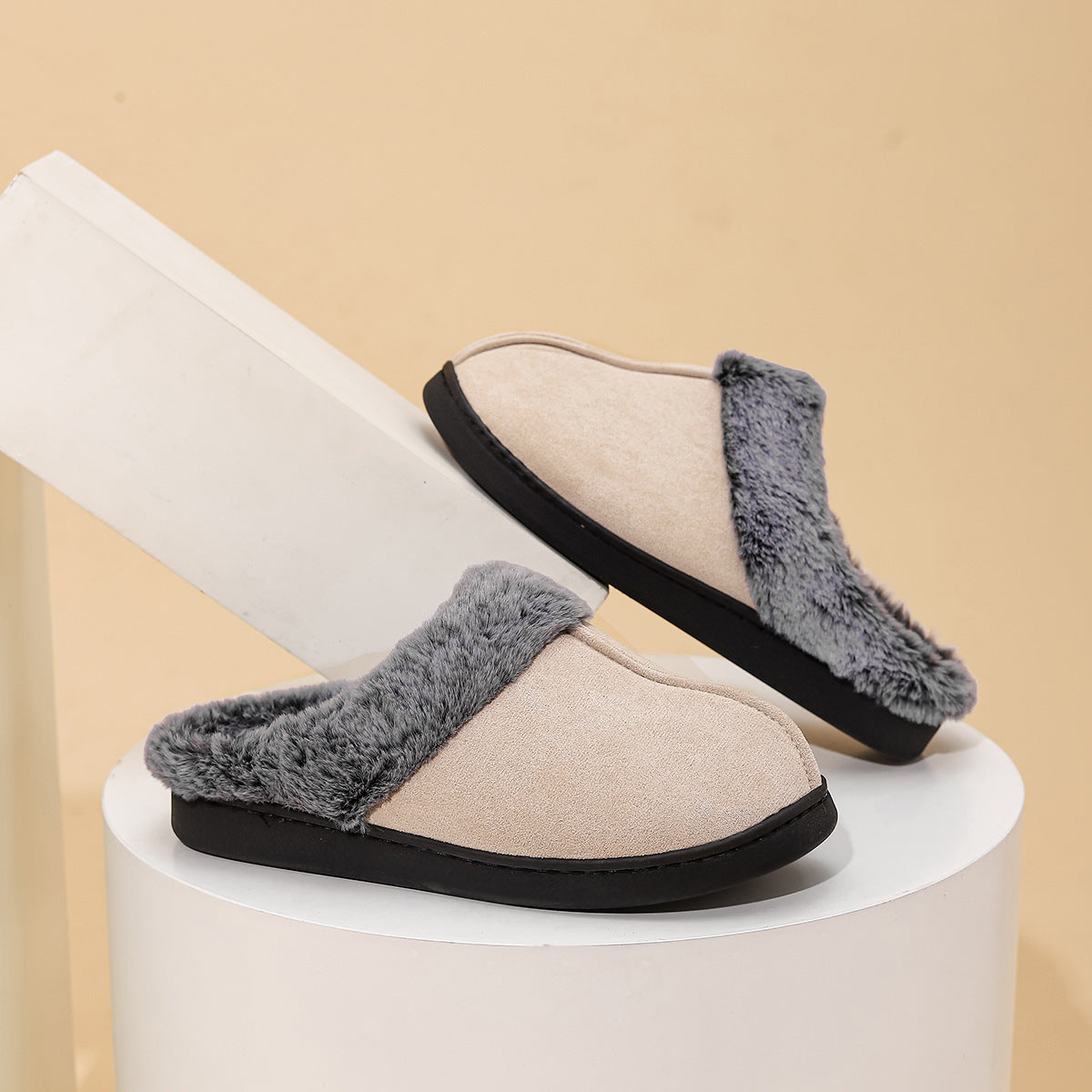 Women's Faux Fur Lined Platform Clog Slippers - Black (US 5-14)