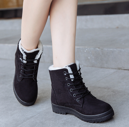 Women's Faux Fur Lined Heeled Snow Boots - Black (US 4-13)