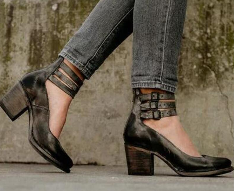 Women's Buckle Chunky Chelsea Boots
