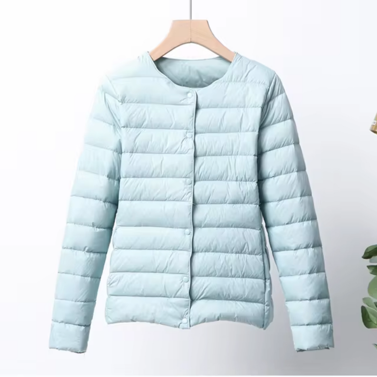 Women’s Lightweight Quilted Down Jacket – Collarless Layer for Transitional Weather