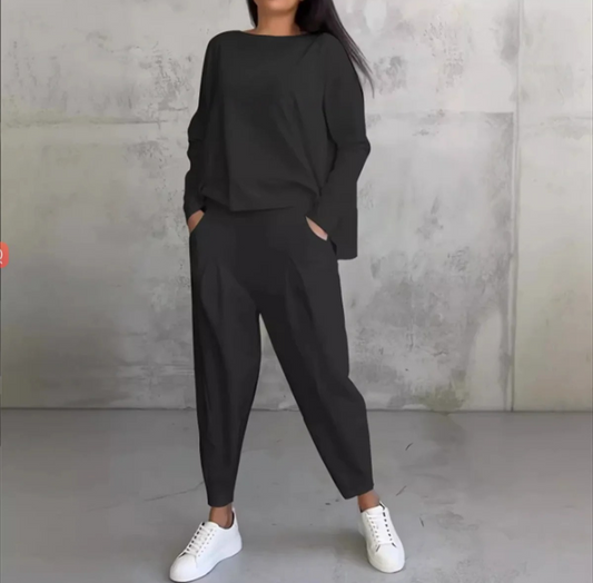 Women’s Minimalist Lounge Co-Ord – Draped Long-Sleeve Top with Tapered Pocket Trousers for Daily Wear