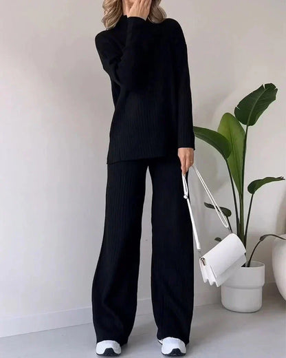 Women’s Split-Hem Ribbed Lounge Set – High-Neck Knit Top with Wide-Leg Trousers for Relaxed Daily Wear