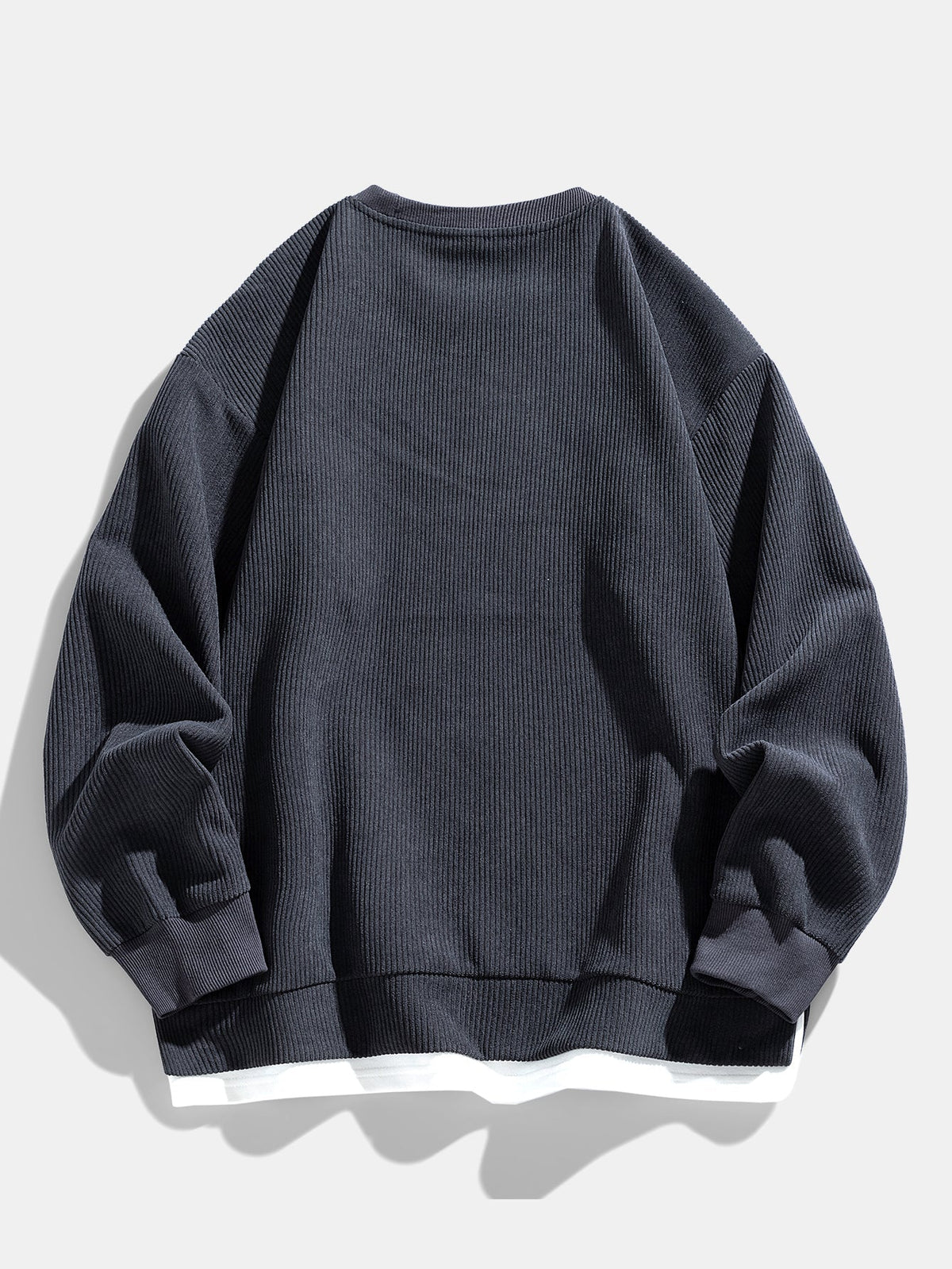 Men’s Layered-Hem Corduroy Sweatshirt – Relaxed Crew Neck Casualwear for Cooler Days