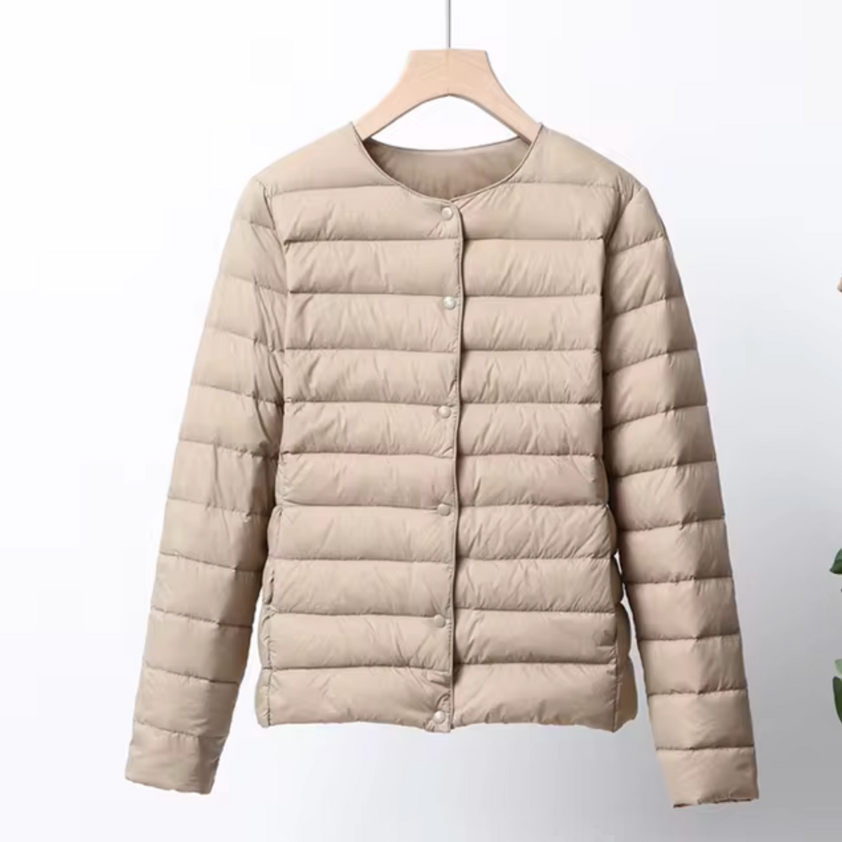 Women’s Lightweight Quilted Down Jacket – Collarless Layer for Transitional Weather