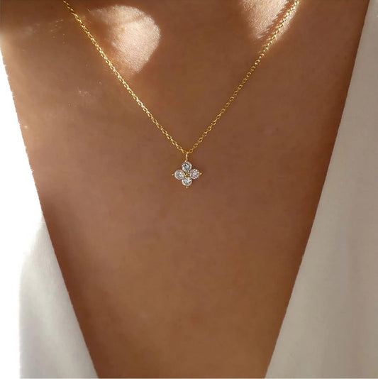Women’s Crystal Flower Pendant Necklace – Gold-Plated Sterling Silver Chain with Zirconia Charm for Everyday and Occasion Wear