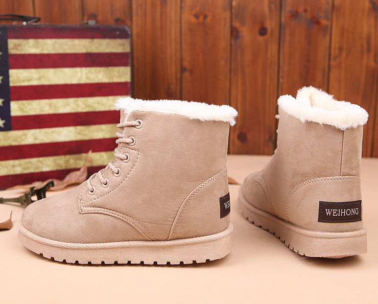 Women's Heeled Snow Boots