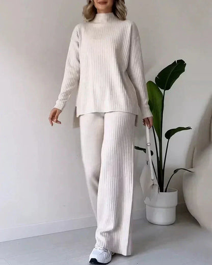 Women’s Split-Hem Ribbed Lounge Set – High-Neck Knit Top with Wide-Leg Trousers for Relaxed Daily Wear