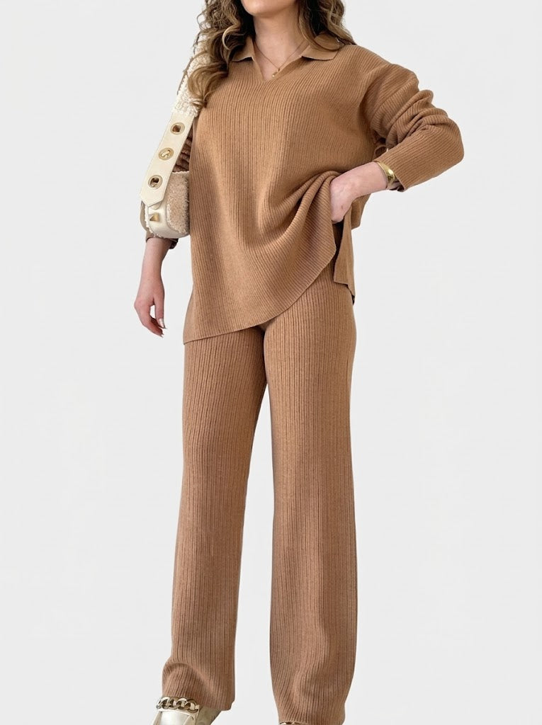 Women’s Ribbed Knit Co-Ord Set – Relaxed V-Neck Tunic Top with Wide-Leg Trousers for Everyday Lounge Wear